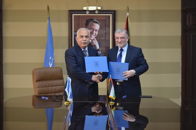 تجديد اتفاقية التعاون بين جامعة عمان الأهلية وأكاديمية الرواد للتدريب