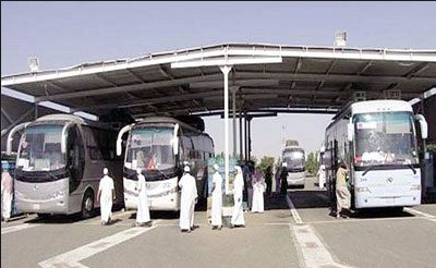 تعطل باص يحمل 42 حاج اردني من 3 ايام  .. والجهات المسؤولة غائبة تماما