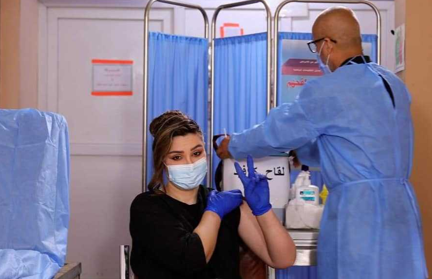تعميم على مدراء الصحة و المستشفيات بتزويد الوزارة بأسماء الكوادر التي لم تتلقى لقاح كورونا