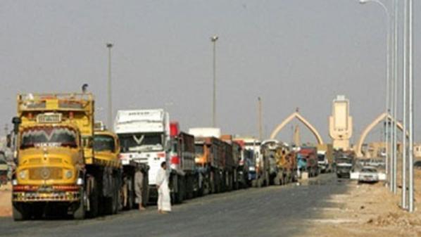 نقيب الشاحنات : 175 مليون دينار خسائر الشاحنات من إغلاق الحدود العراقية