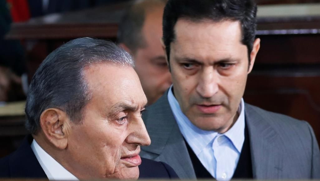 حسني مبارك في العناية المركزة