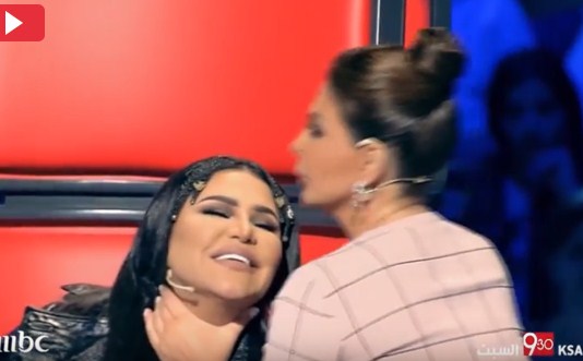 بالفيديو  ..  إليسا تخنق أحلام في 'ذا فويس' ..  و الأخيرة تعتذر