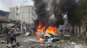  انفجار سيارة مفخخة في مرآب مركز تجاري بأنطاليا وسيارات الإسعاف تهرع إلى المكان