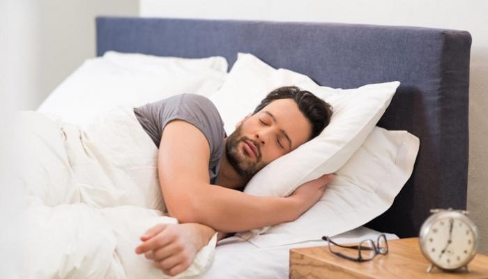 نصائح للتمتع بنوم هادئ في ليالي الصيف