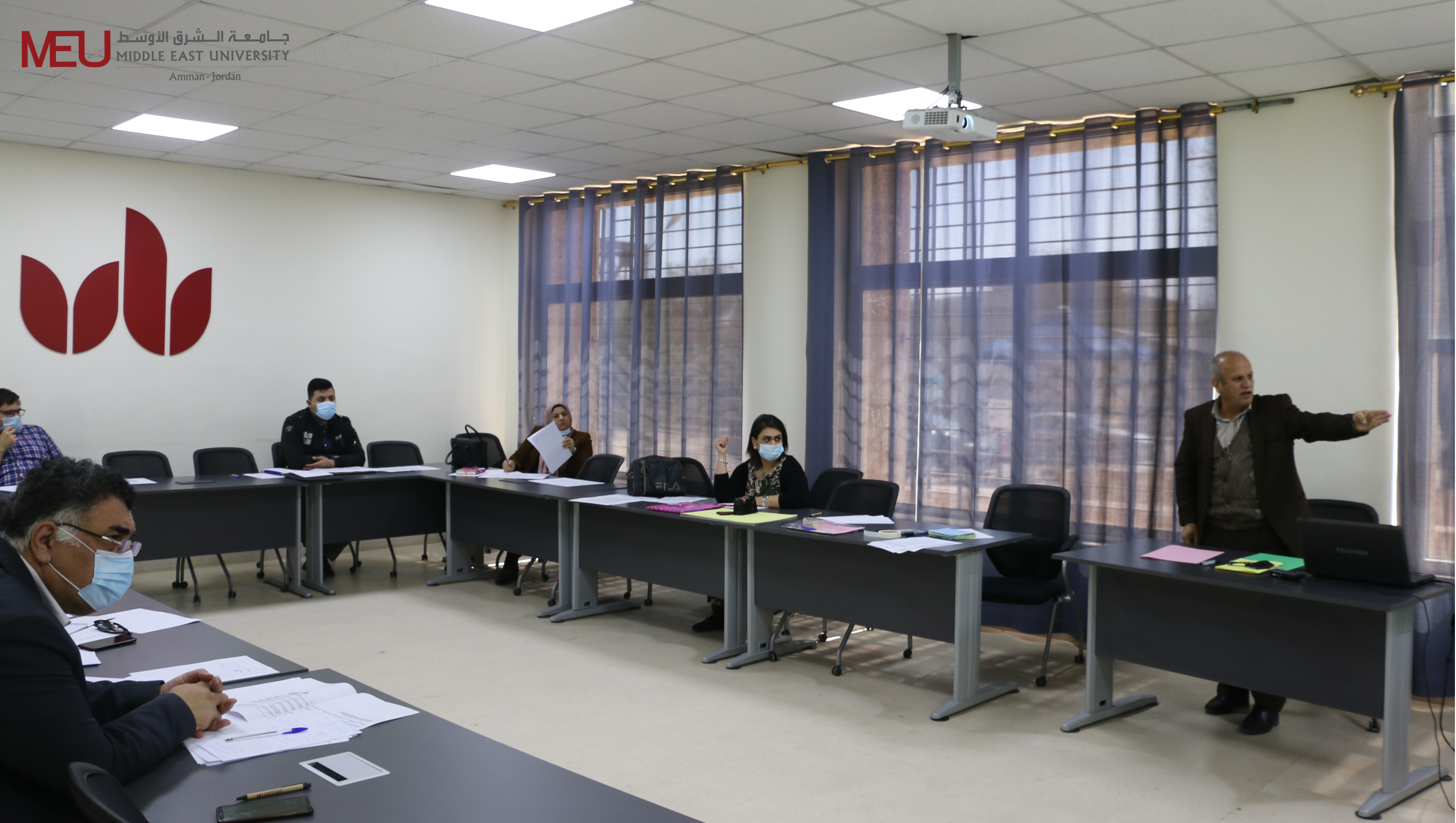 جامعة الشرق الأوسط MEU تعقد ورشة عمل متخصصة حول تطوير المناهج التعليمية المهنية بتقنية  "DACUM" ضمن الرؤية المستقبلية لمئوية الدولة الأردنية