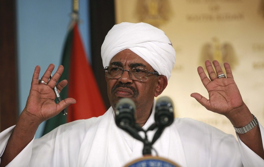  الرئيس السودانى يعلن زيادة رواتب الموظفين بداية من الشهر الحالى