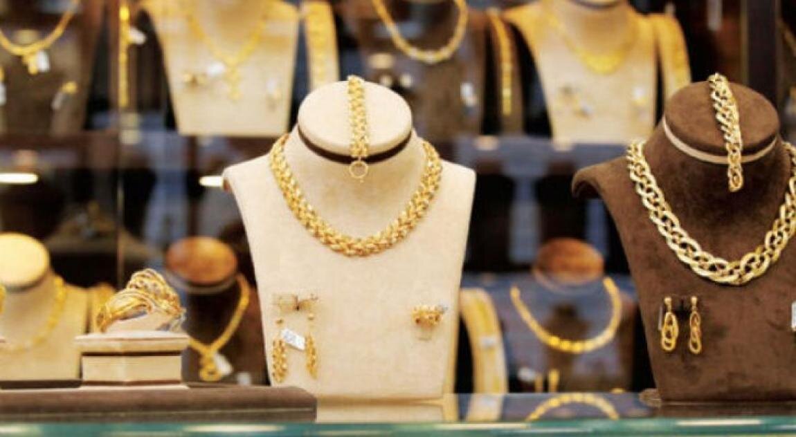 انخفاض أسعار الذهب دينارا واحدا بالسوق المحلية