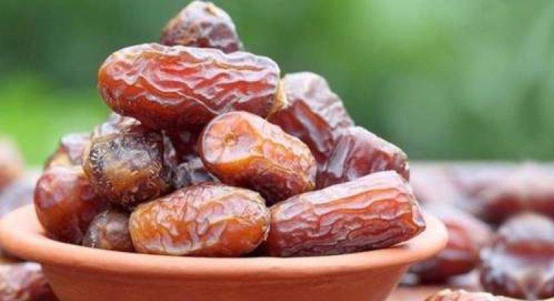 لخسارة الوزن ..  تعرفي على الكمية الصحيحة لتناول التمر