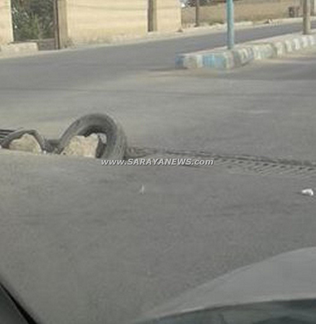 بالصور ..  المفرق : مغير السرحان بشوارع متهالك و مصارف مفتوحة 