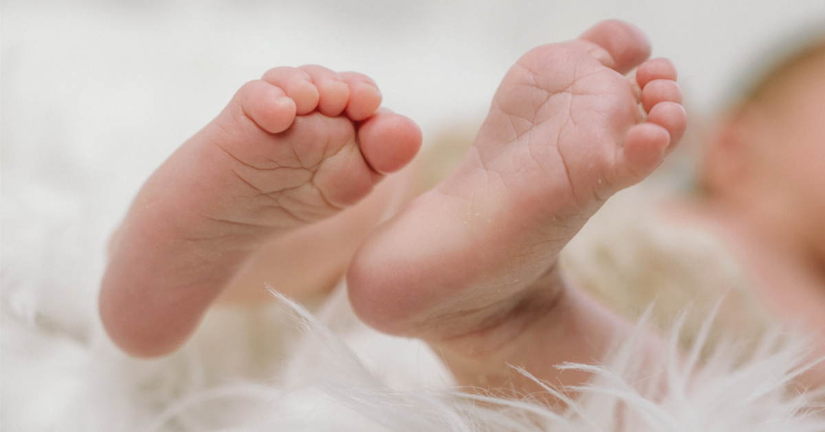 مليون ريال تعويض لطفل أصيب بالشلل عند الولادة في السعودية