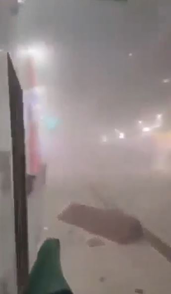 مشاهد تظهر حجم الدمار في مطار الملك خالد في الرياض ..  فيديو