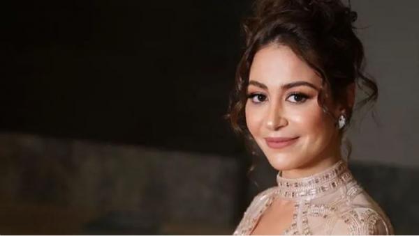 بعد جدل الوثيقة المسربة  ..  منة شلبي تعلن زواجها
