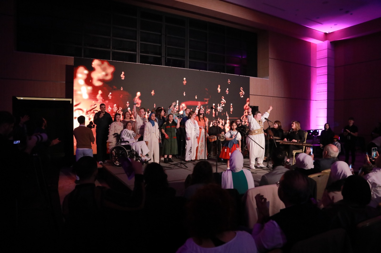 كابيتال بنك راعٍ ذهبي لعرض الأزياء الشامل "Spirit Wears Art" احتفاءً بالتنوع والدمج المجتمعي #سرايا 