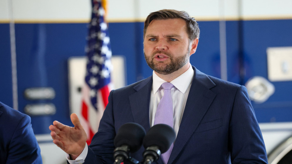 نائب الرئيس الأميركي: رصدنا أدلة على أن إيران تحاول إعادة تطوير سلاح نووي