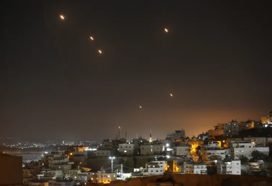 وول ستريت جورنال: الولايات المتحدة و"إسرائيل" نفذتا أكثر من 16 ألف ضربة في إيران