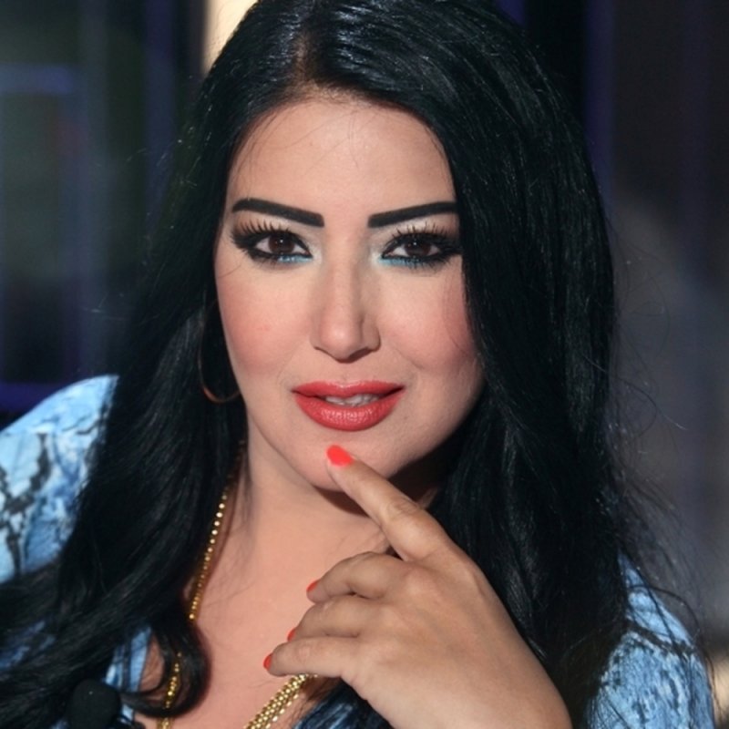 بالصور  ..  سمية الخشاب بجلسة تصوير بنكهة البرتقال 