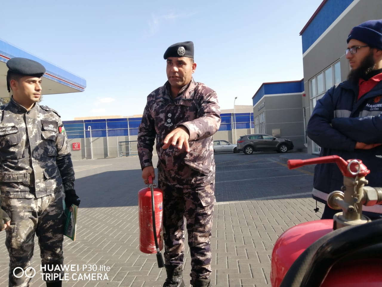 الدفاع المدني يُنظم مبادرة (شتاء آمن) في محافظة معان