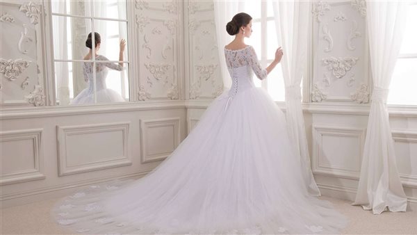 ما معنى رؤية الفستان الأبيض في المنام ؟