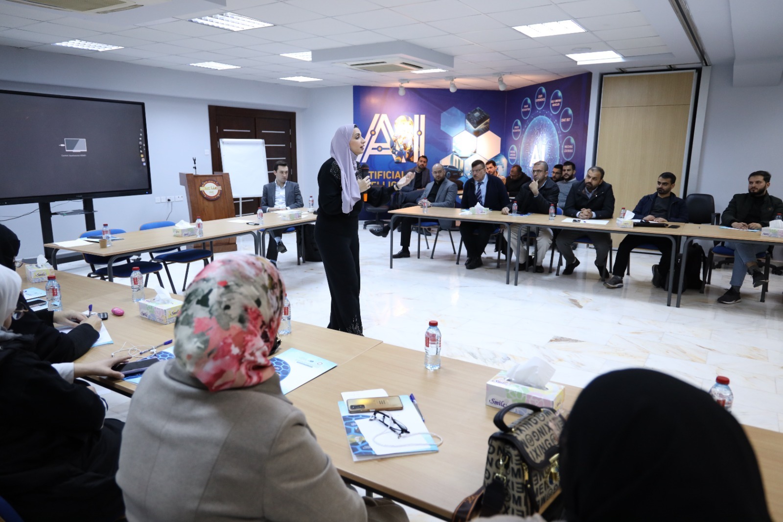 “الشرق الأوسط” تقدم خبراتها في سلاسل التوريد الغذائية