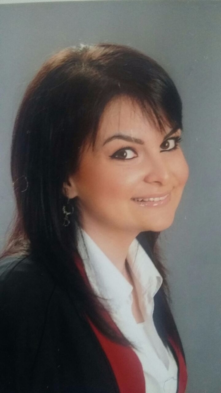 المهندسة دنيا القسوس مبارك التخرج 