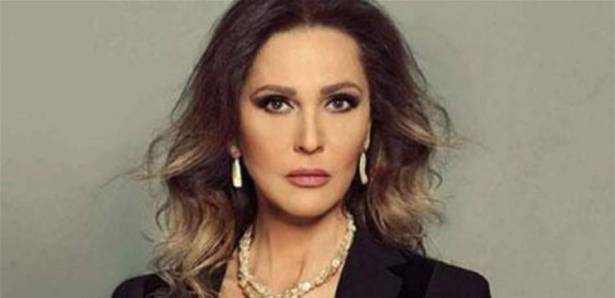 قبل 38 عاماً وفي إطلالتها الأولى ..  كيف بدت رولا حمادة؟ (صور)