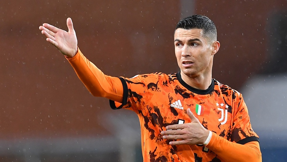 "الميساجيرو": رونالدو أبلغ لاعبي يوفنتوس برغبته في الرحيل