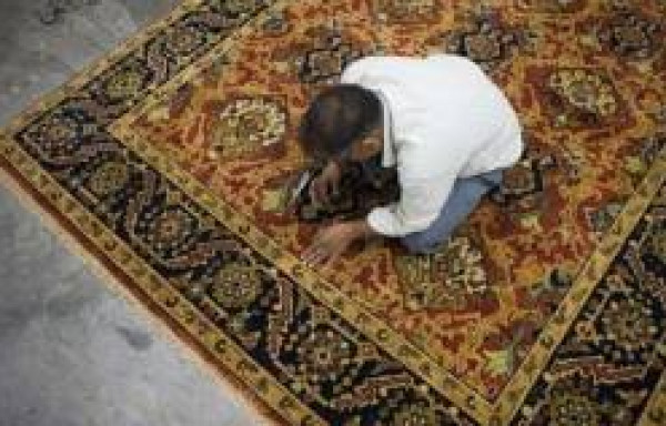 هل أجر الصلاة في المنزل مثل المسجد أوقات العذر  