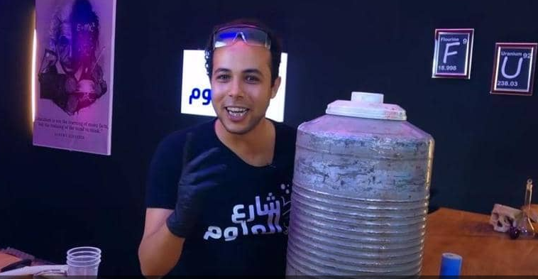 عنان ..  أول "يوتيوبر" مصري يستجيب لقرار "ضريبة منصات التواصل"