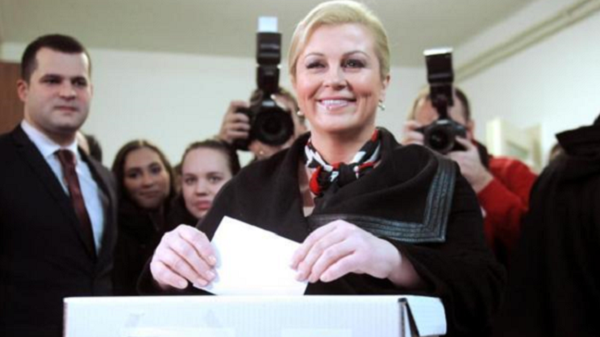 بالصور : تعرف على رئيسة كرواتيا الجديدة ..  جميلة وتتقن 7 لغات