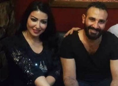 بالصور  ..  سمية الخشاب وأحمد سعد في المدينة المنورة 