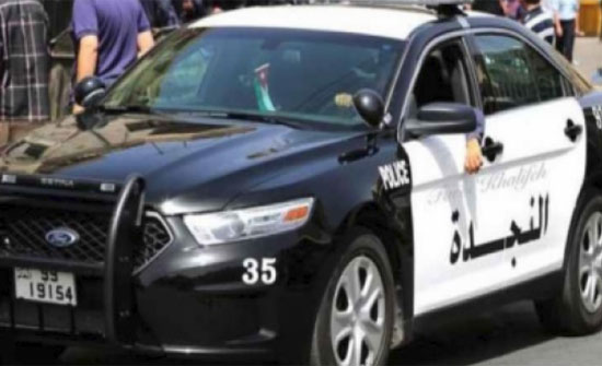 سائق مركبة مسن يدهس طاقم دورية على شارع الاردن