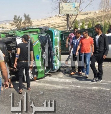 بالصور ..  إصابة شخصين و دهس طالب مدرسة بحادث تدهور "ديانا" على نزول البقعة 