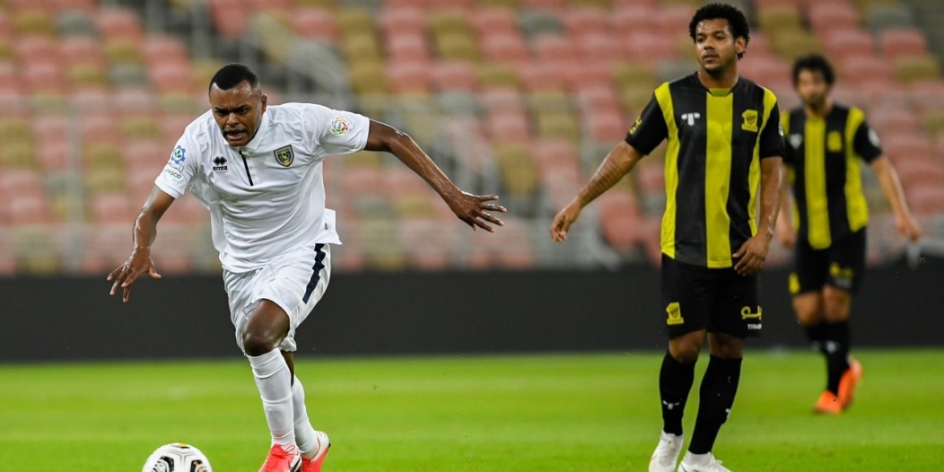 تعرفوا على هوية حكم مباراة الاتحاد والرائد بـ دوري محمد بن سلمان
