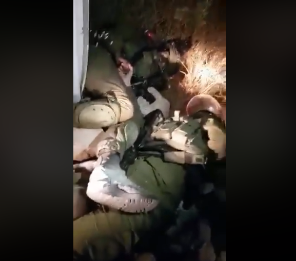 بالفيديو : جنود إسرائيليون يصرخون ويبكون كالنّساء بعد إصابتهم بعملية دهس قرب بيت لحم