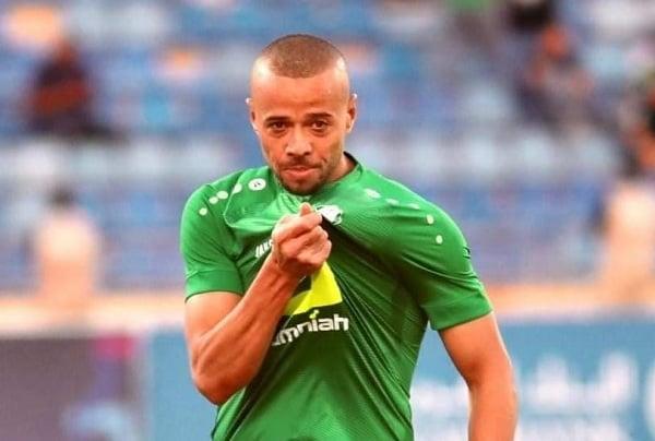 زعترة يعلن انتهاء مسيرته الاحترافية في ماليزيا