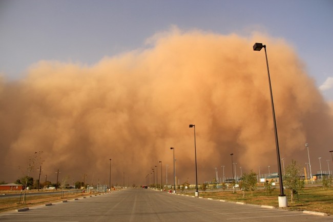هل تزداد وتيرة العواصف الترابية في الأردن نتيجة التغيرات المناخية؟