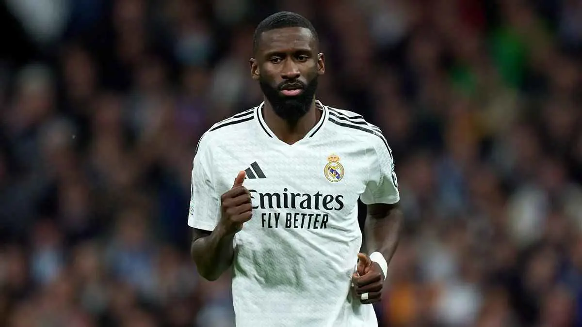 ريال مدريد يضع شرطًا لرحيل روديغير إلى النصر السعودي