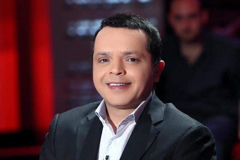 بالصورة ..  محمد هنيدي يستعرض وسامته ويمنح التريند لبهاء سلطان