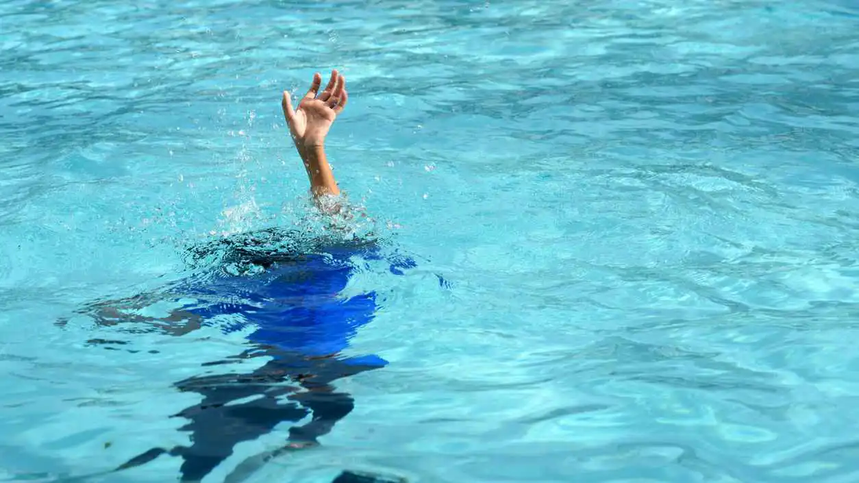 اليمن ..  وفاة 3 طفلات غرقًا ببركة مياه مكشوفة في تعز 