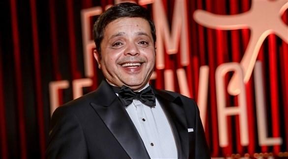 محمد هنيدي يكشف أسباب توقف فيلم (كينغ سايز)