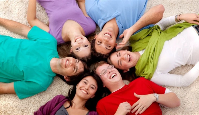دراسة: الضحك علاج إيجابي للصحة النفسية