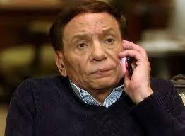 عادل إمام يكشف صورة نادرة من حياته الخاصة ..  وقرار مفاجئ يتعلق بعمله