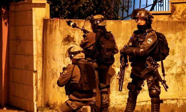 إصابة إسرائيليين في عملية طعن في القدس