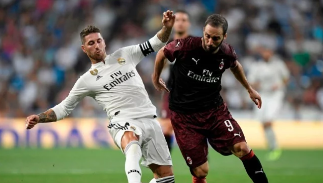 ريال مدريد يهزم ميلان ويتوج بكأس سانتياجو برنابيو