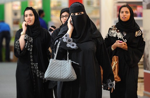 (20) ألف ريال لكل شخص يريد الزواج بفتاة سعودية تجاوز عمرها الـ(30) عام 