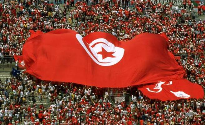 التونسيون يختارون أول رئيس منتخب لبلادهم