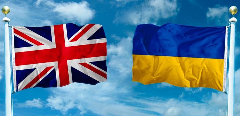 بريطانيا تحذر من السفر لأوكرانيا