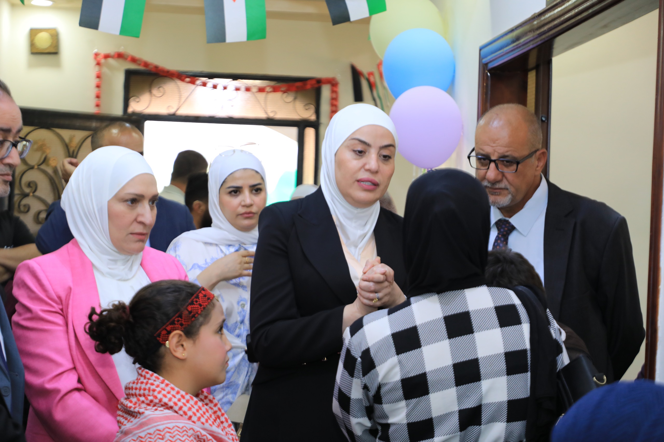 بني مصطفى توعز برفع الفئة العمرية المستفيدة من خدمات الوحدة من 6 إلى 9 سنوات استجابةً لاحتياجات أبناء اللواء