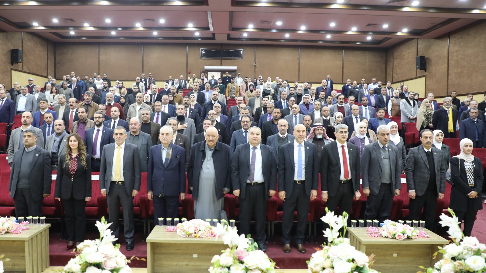 منسوبو "الزرقاء للتعليم والاستثمار" يتبادلون التهاني بعيد الفطر