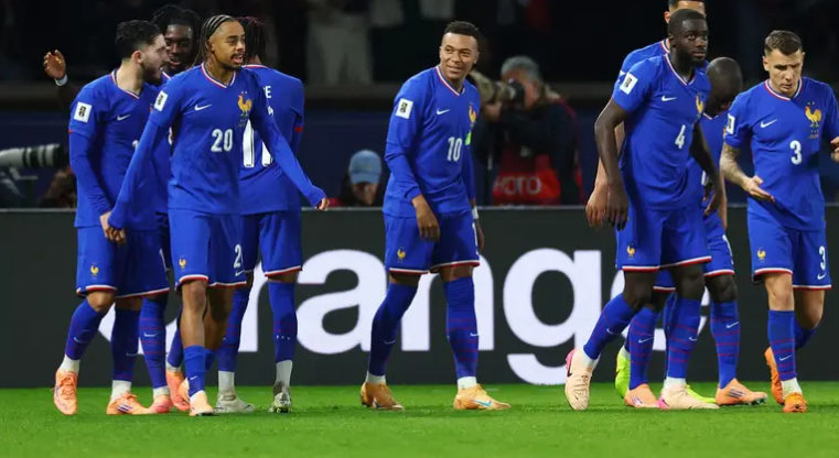 لاعبو فرنسا سئموا "دلال" مبابي ..  وتوقعات بـ"زلزال" داخل المنتخب